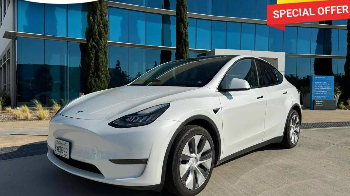 TESLA MODEL Y 2021 5YJYGDEE3MF218418 image